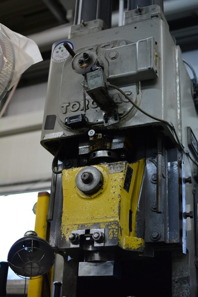 machine tools, small factory, manufacturing